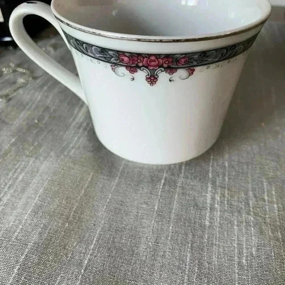 Beautiful Crescent fine  China Set by Ranmaru. - Picture 2 of 8